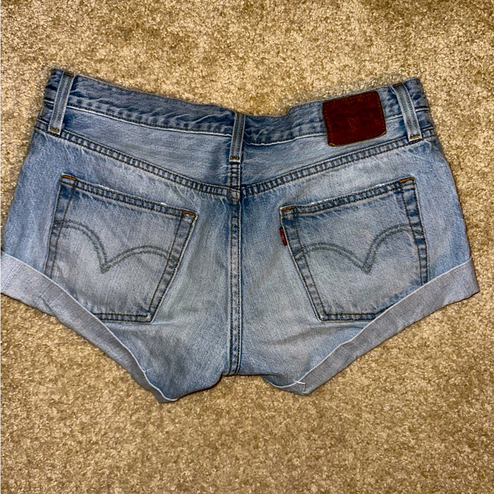 Levi’s Cuffed Distressed Cutoff Shorts Size 27 (4)